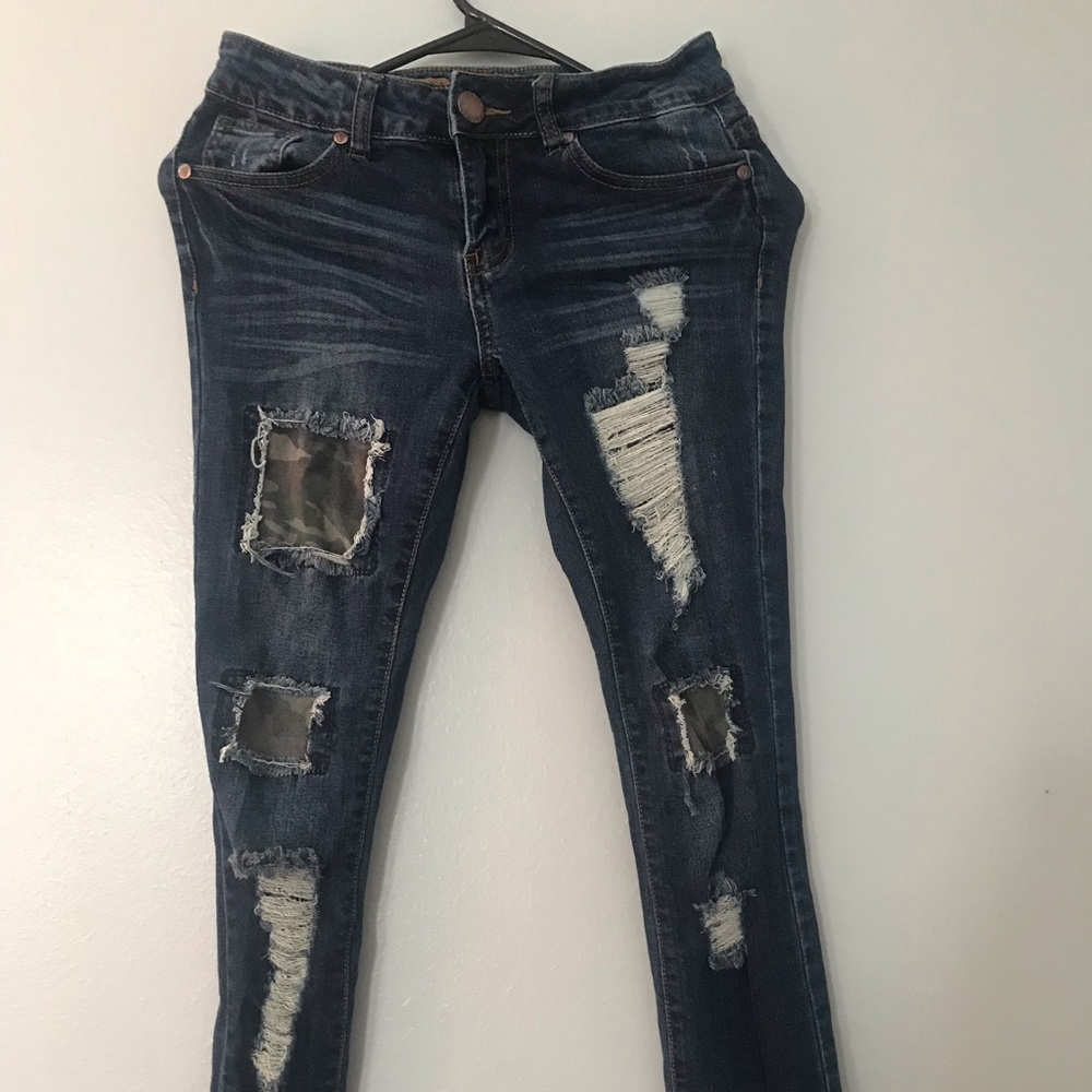 Jeans - Picture 2 of 4